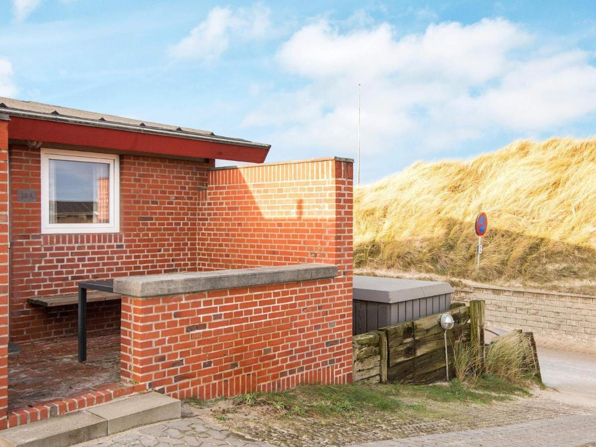 6 Person Holiday Home In Henne Henne Strand Bagian luar foto