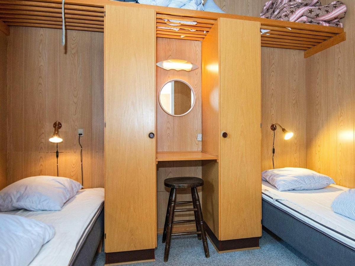 6 Person Holiday Home In Henne Henne Strand Bagian luar foto