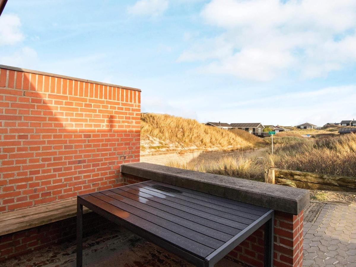 6 Person Holiday Home In Henne Henne Strand Bagian luar foto